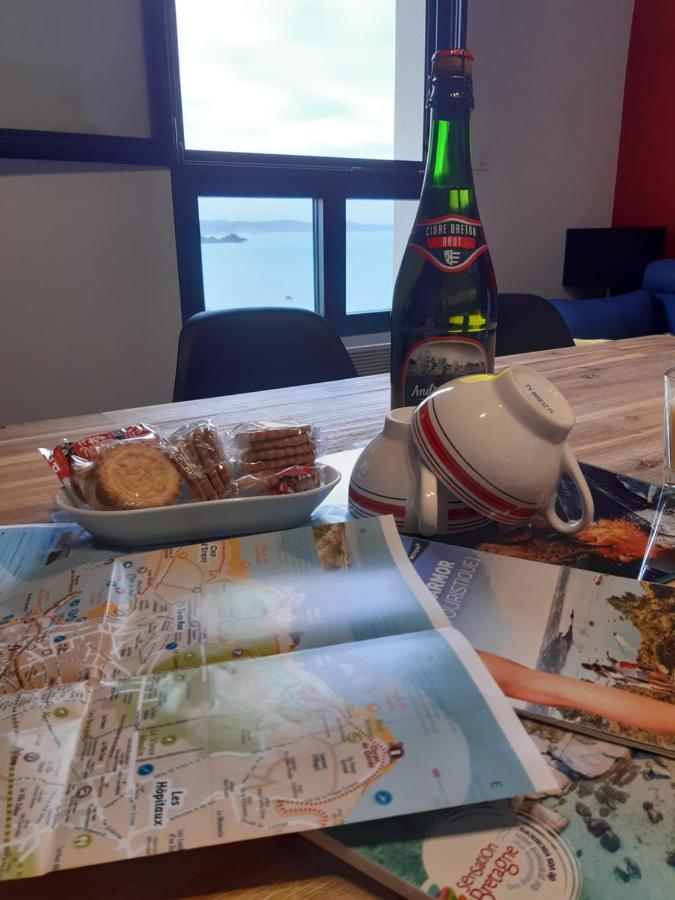 Devant La Erquy